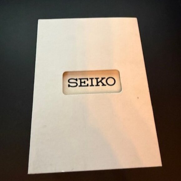 New Boxed Seiko Stainless Steel Black Dial Chronograph Men's Watch Model SSB429 - Picture 5 of 6